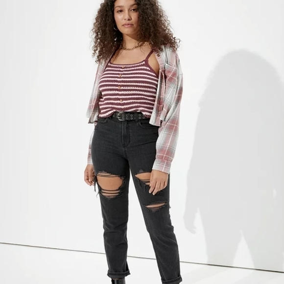 AE Plaid Cropped Button Up Shirt Muted Red Gray Size Medium - Picture 4 of 13